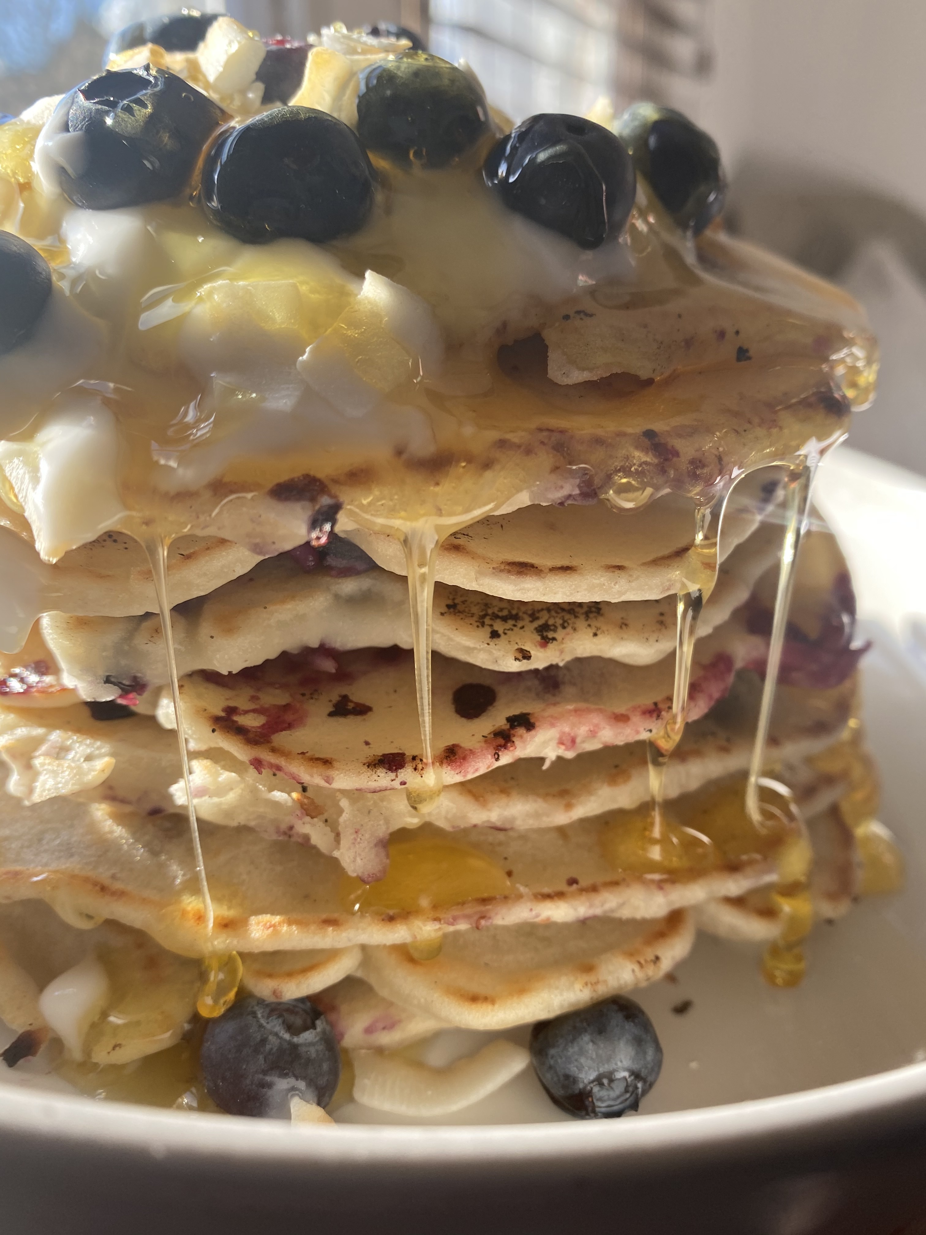 stack-of-blueberry-pancakes-with-syrup