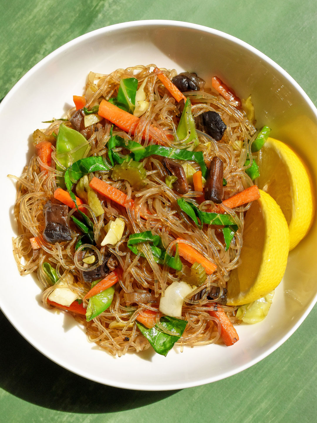 vegan-filipino-pancit-bihon