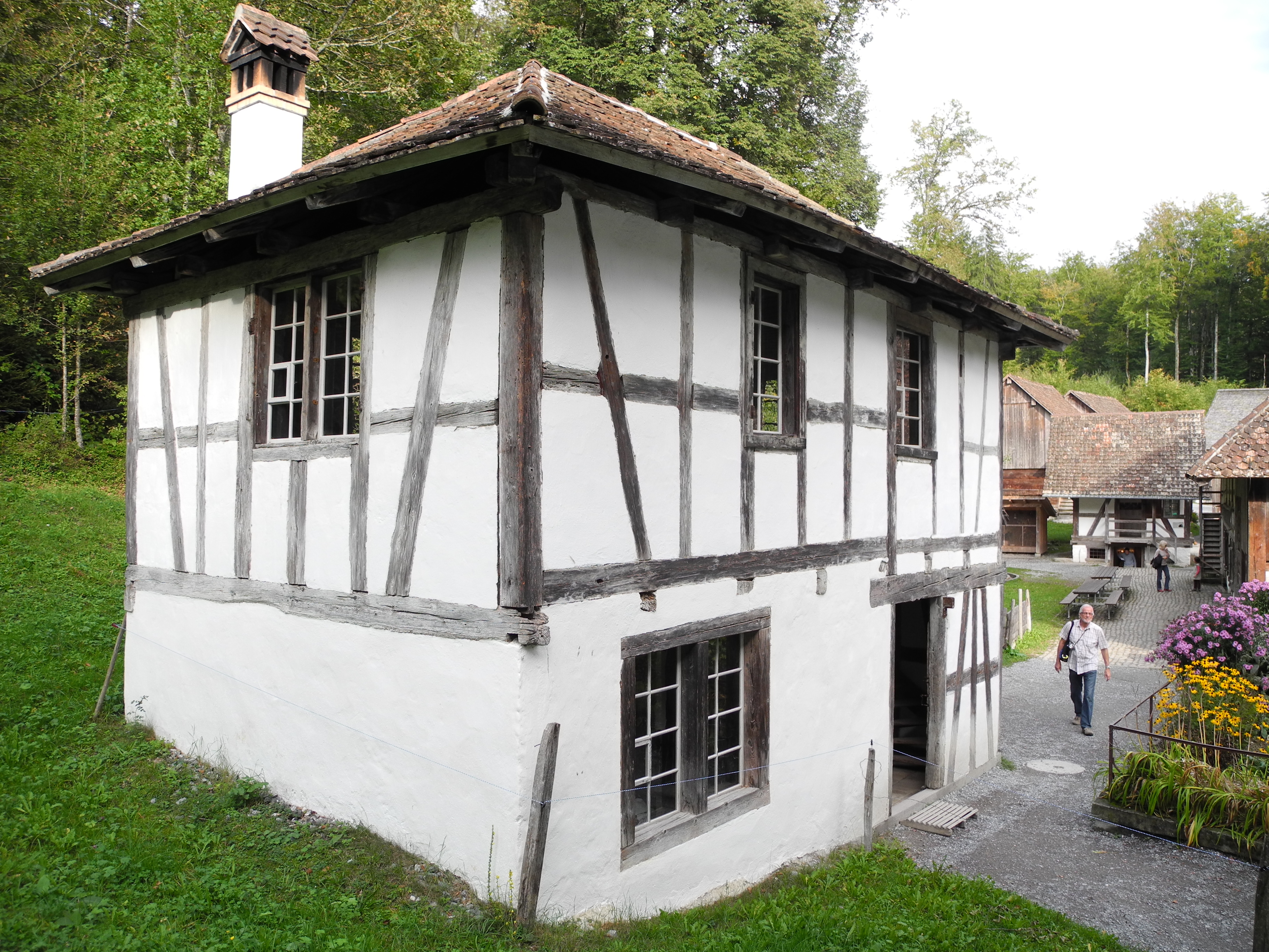 Das Waschhaus aus Rüschlikon ZH im Freilichtmuseum Ballenberg.