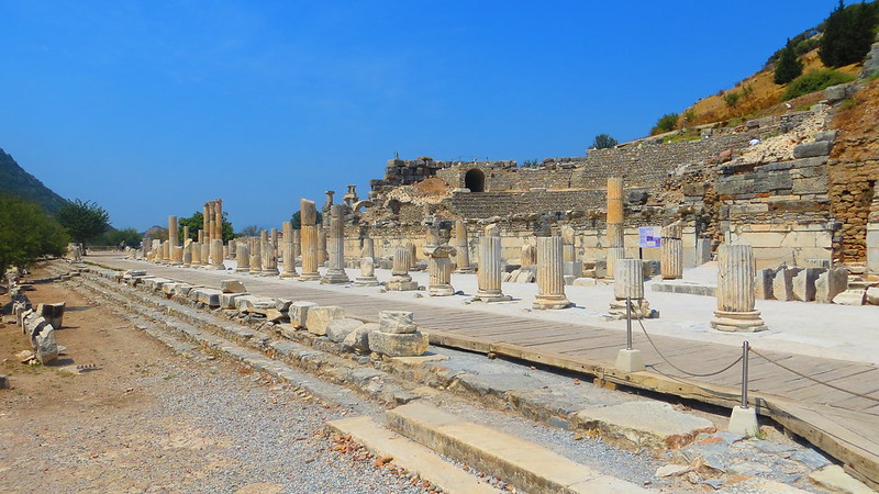 Efes Kral yolu