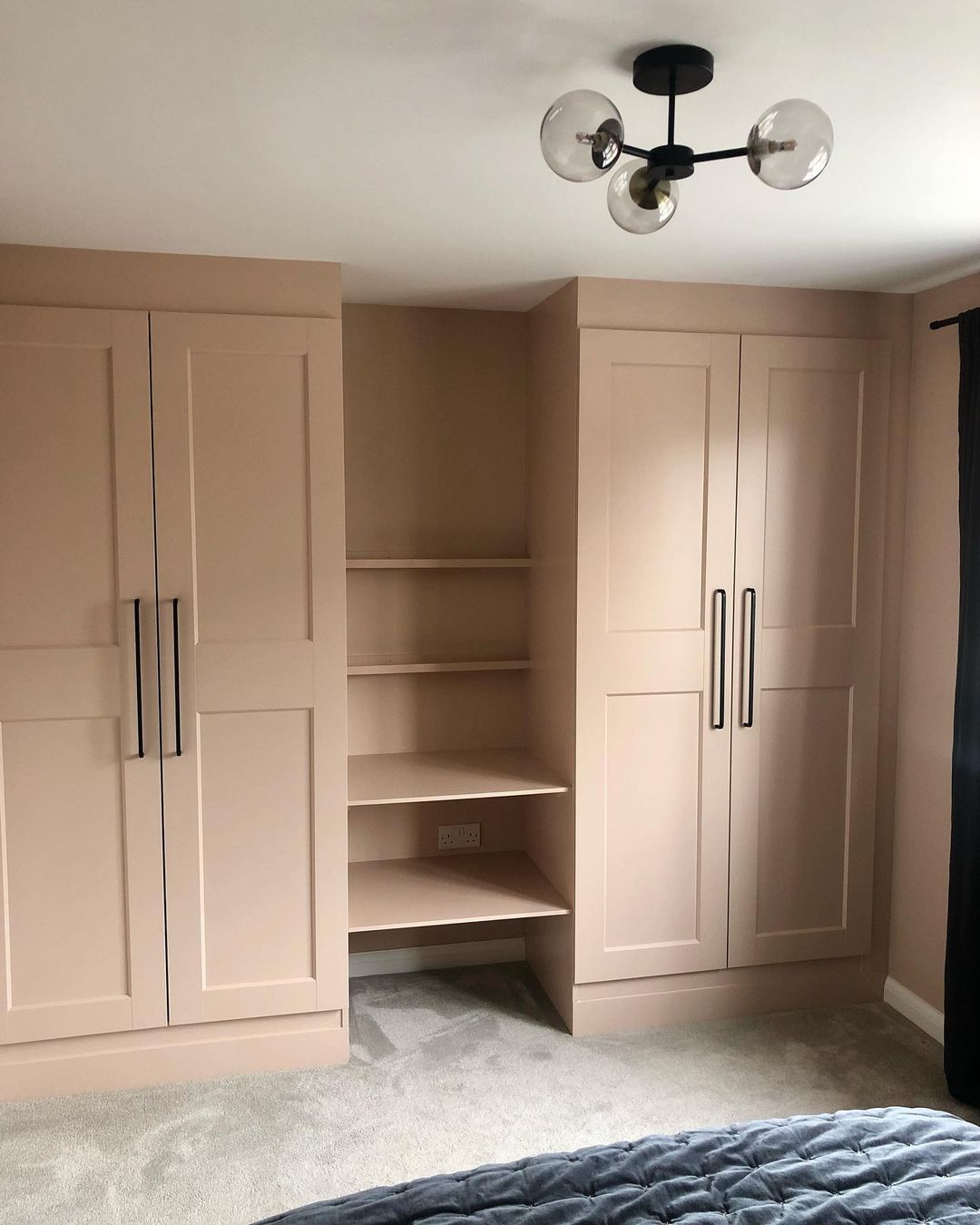 Wall cupboard
