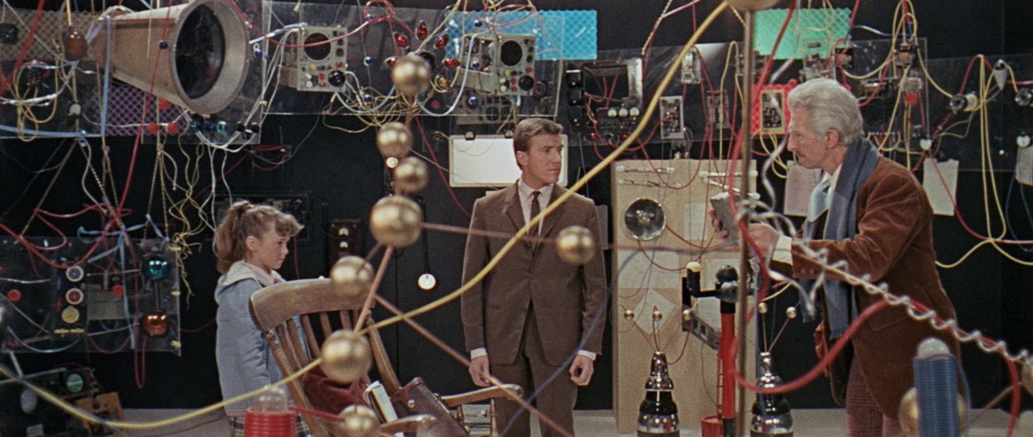 Scène de Dr. Who et les Daleks (1965) de Gordon Flemyng, D.O.P John Wilcox