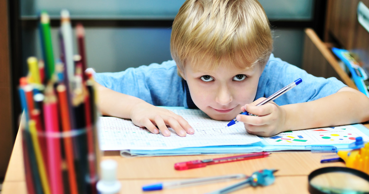 9 things you didn't know about your left-handed child - Netmums