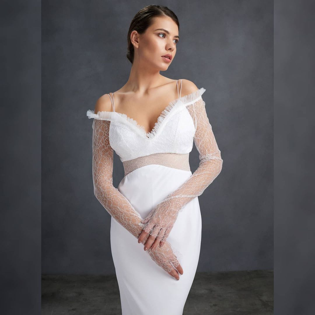 Bodycon bridal dress