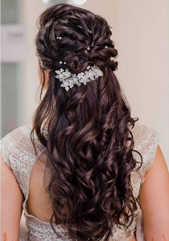 Hairstyle with curls