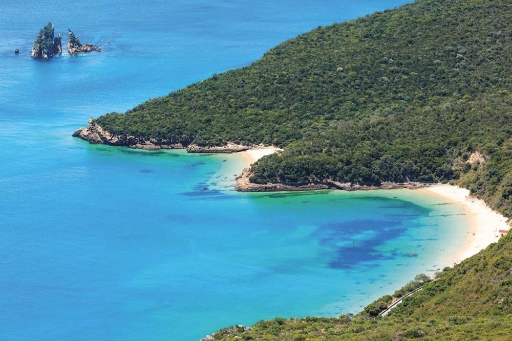 Galapinhos beach.