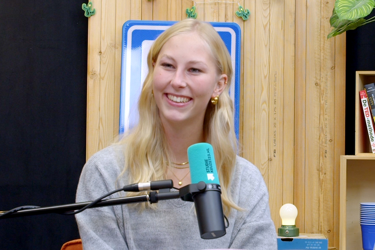 Studiekeuzepodcast: student Maaike deelt haar studiekeuzeervaringen en -tips